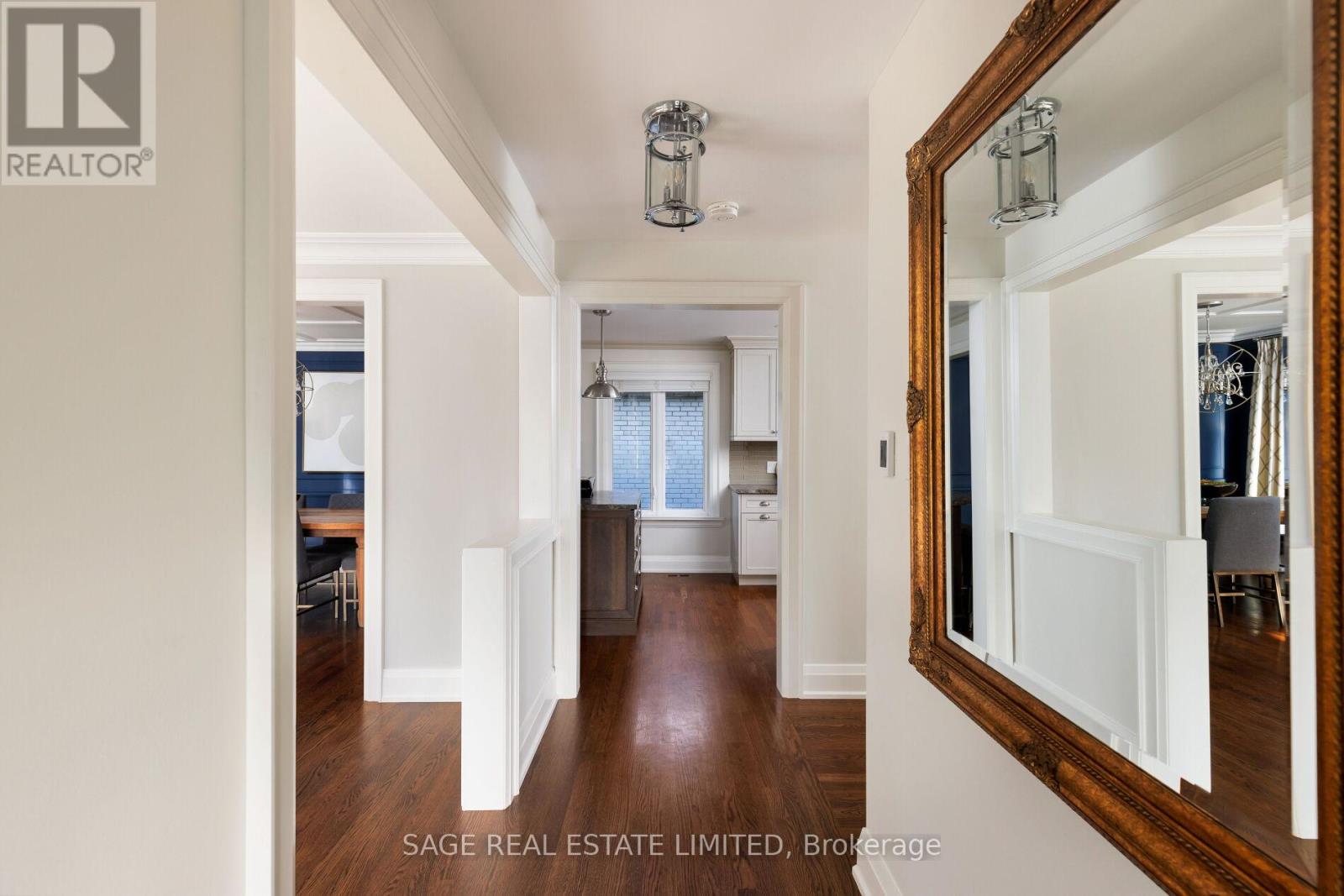 45 Newstead Road, Toronto, Ontario  M9P 3G2 - Photo 2 - W12459898