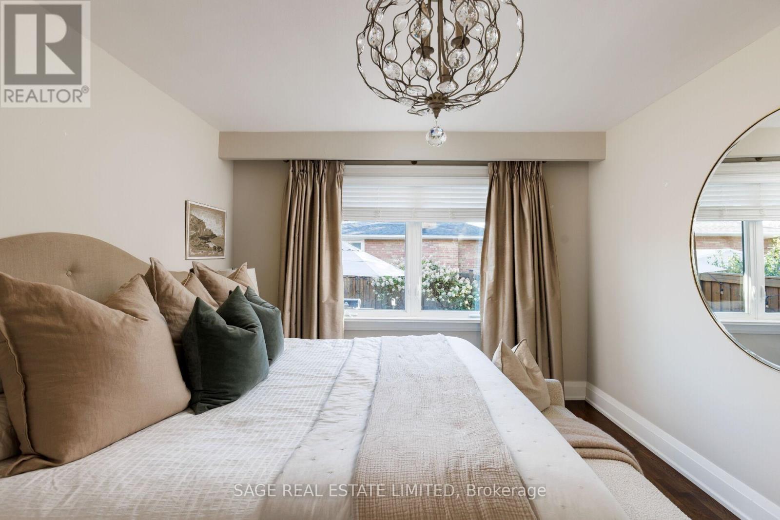 45 Newstead Road, Toronto, Ontario  M9P 3G2 - Photo 21 - W12459898