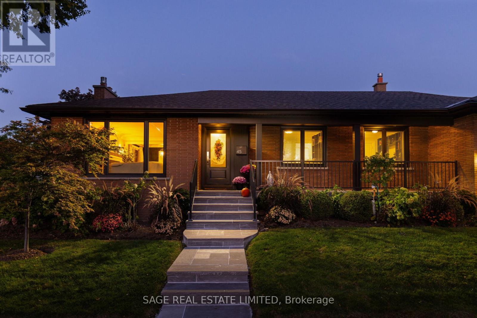45 Newstead Road, Toronto, Ontario  M9P 3G2 - Photo 50 - W12459898