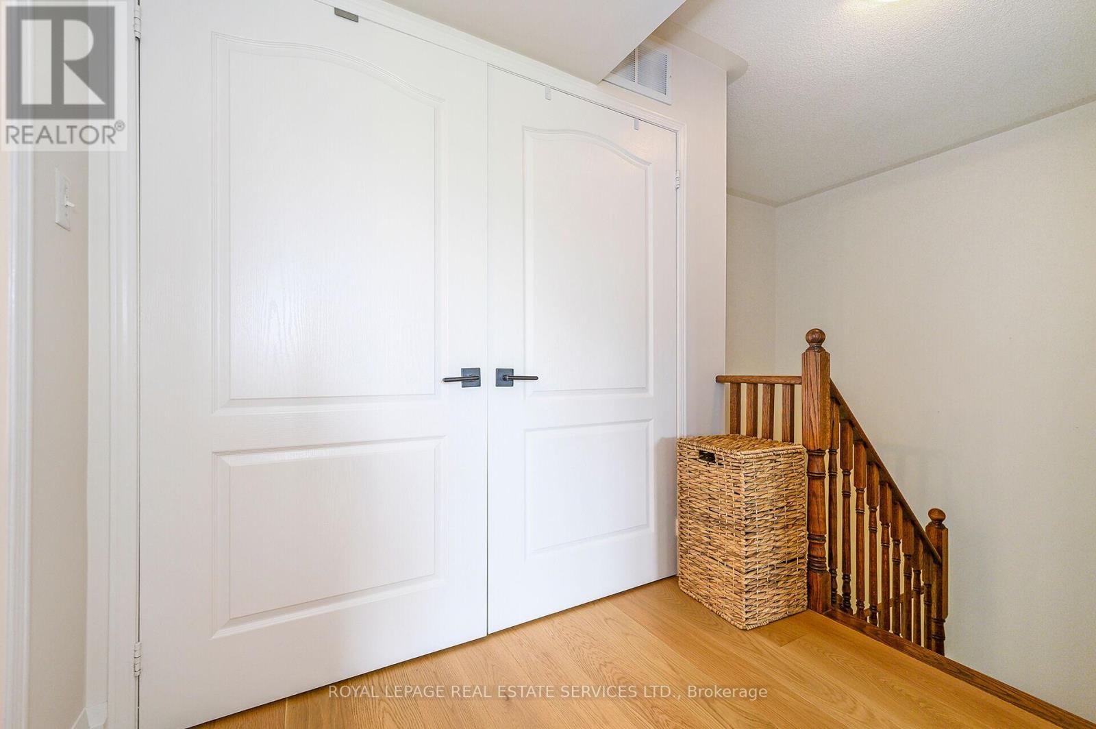 Unit 12 - 19 Hays Boulevard, Oakville, Ontario  L6H 0H8 - Photo 18 - W12459902