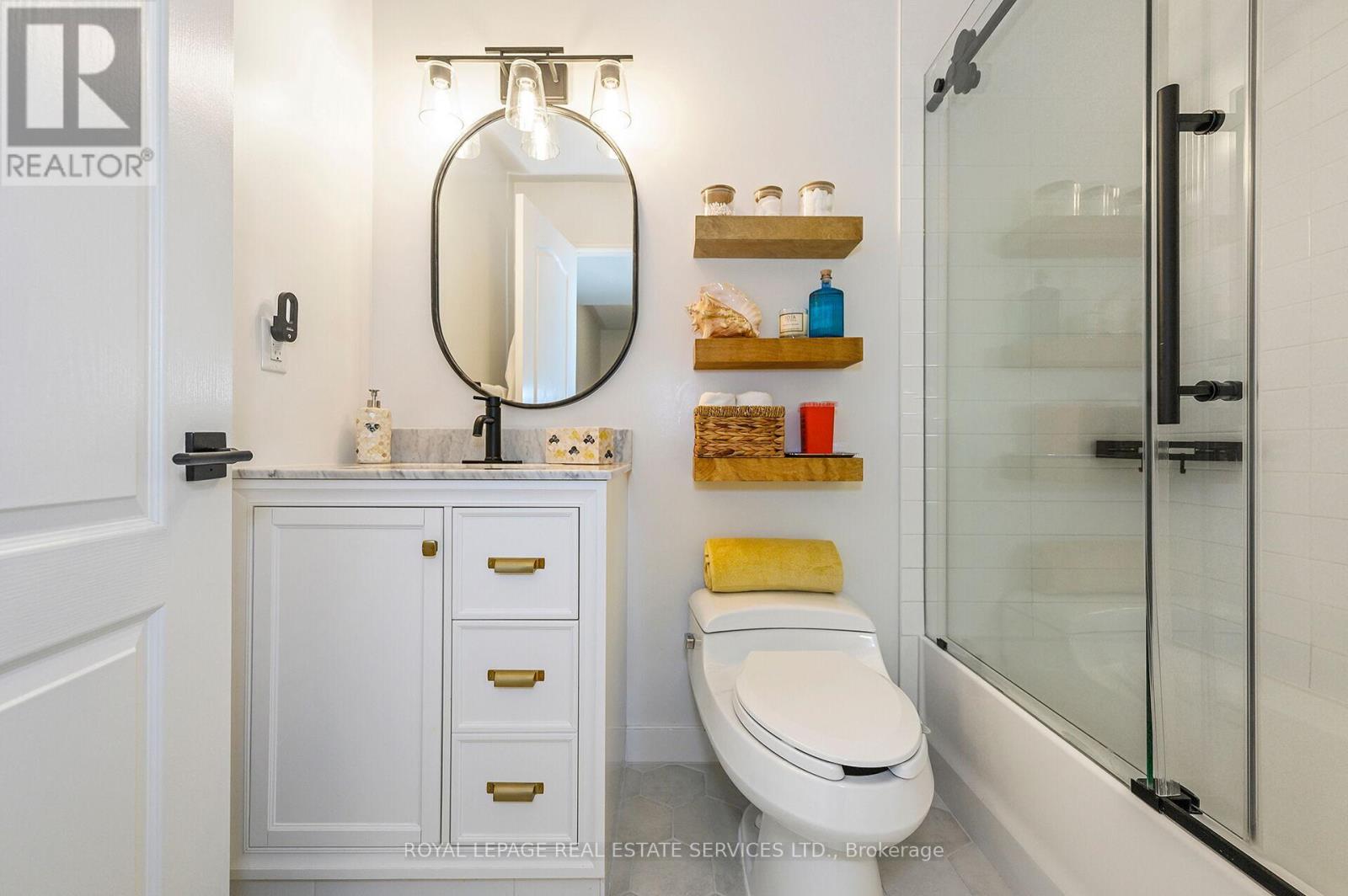 Unit 12 - 19 Hays Boulevard, Oakville, Ontario  L6H 0H8 - Photo 23 - W12459902