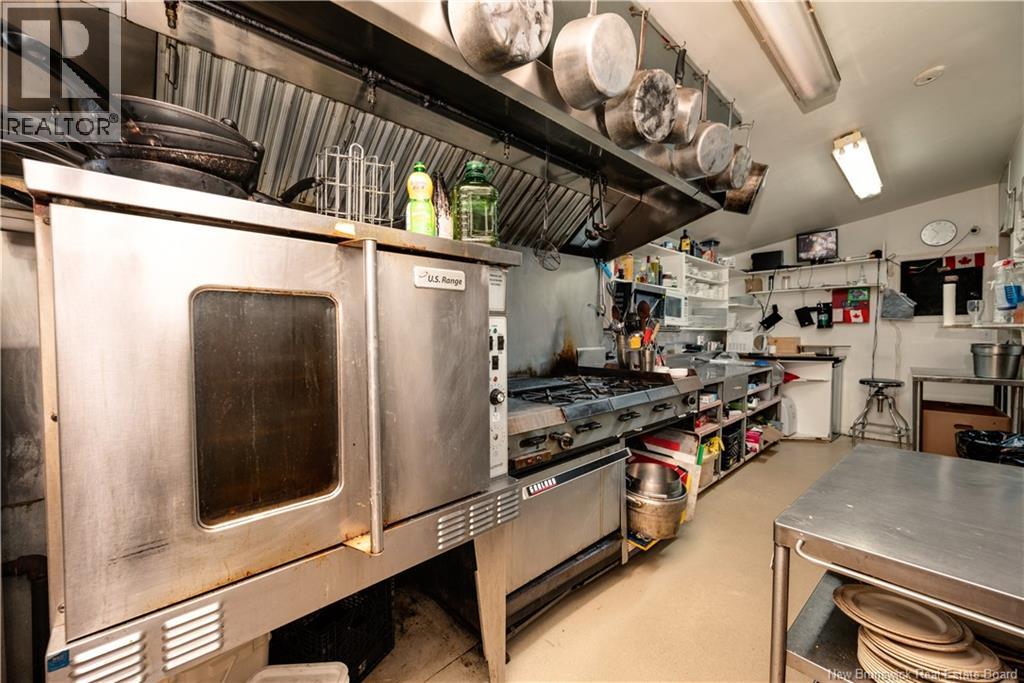 562 Main Street, Shediac, New Brunswick  E4P 2L9 - Photo 26 - NB128188