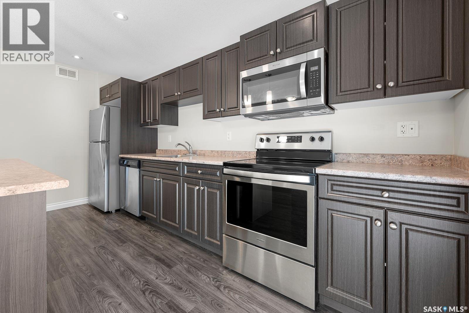 2252 Pasqua Street, Regina, Saskatchewan  S4T 4M4 - Photo 35 - SK020717