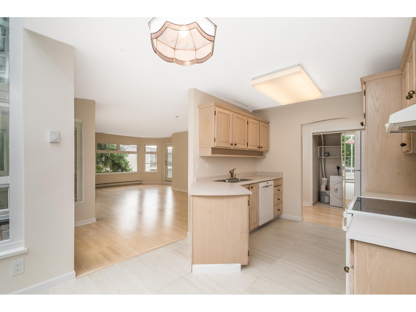 505 1220 Fir Street, White Rock, British Columbia  V4B 4B1 - Photo 17 - R3057317