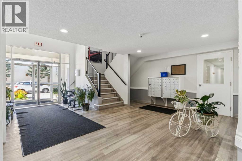 209, 5555 Falsbridge Drive Ne, Calgary, Alberta  T3J 3E8 - Photo 2 - A2259896