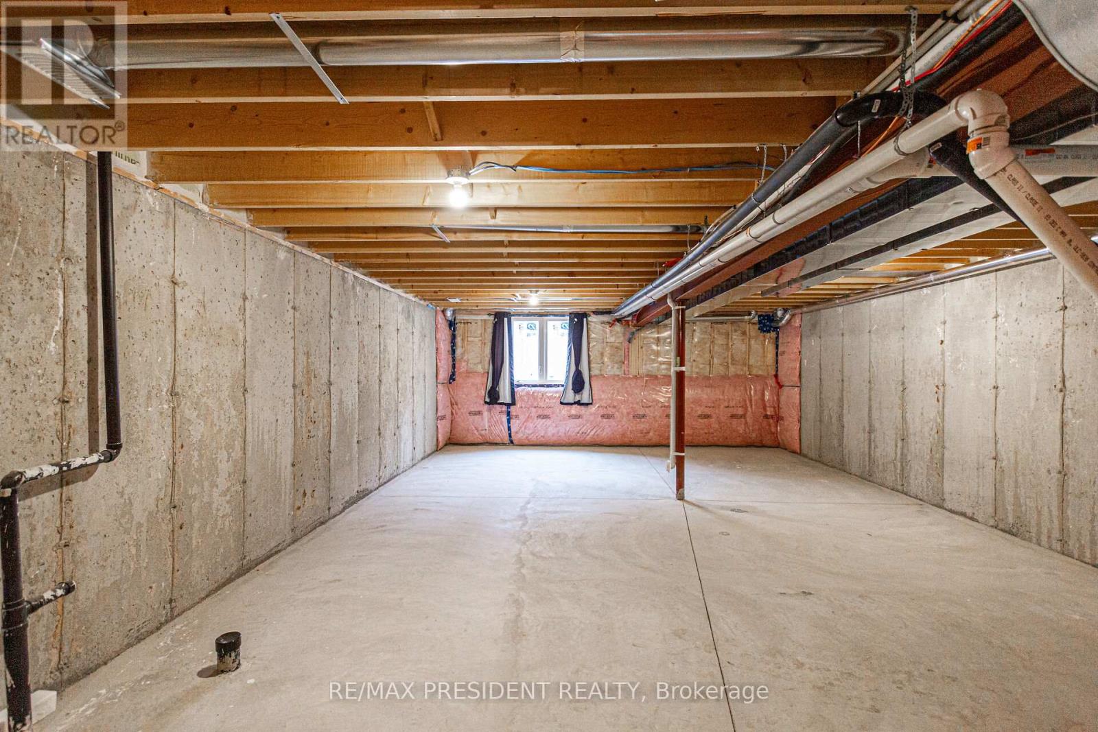 25 Greenwich Avenue, Hamilton, Ontario  L8J 0L5 - Photo 25 - X12459728