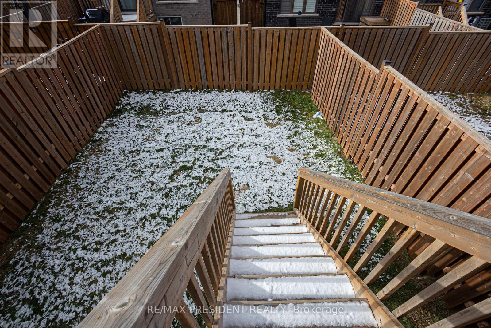 25 Greenwich Avenue, Hamilton, Ontario  L8J 0L5 - Photo 26 - X12459728