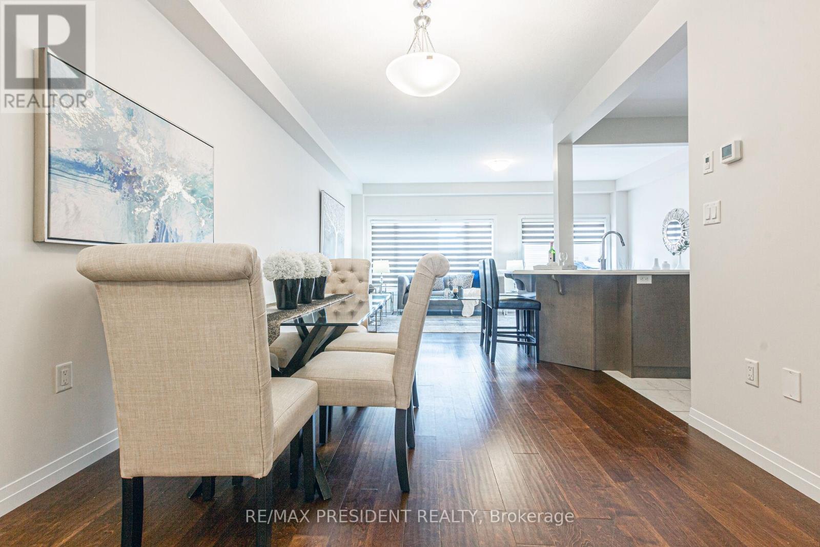 25 Greenwich Avenue, Hamilton, Ontario  L8J 0L5 - Photo 6 - X12459728