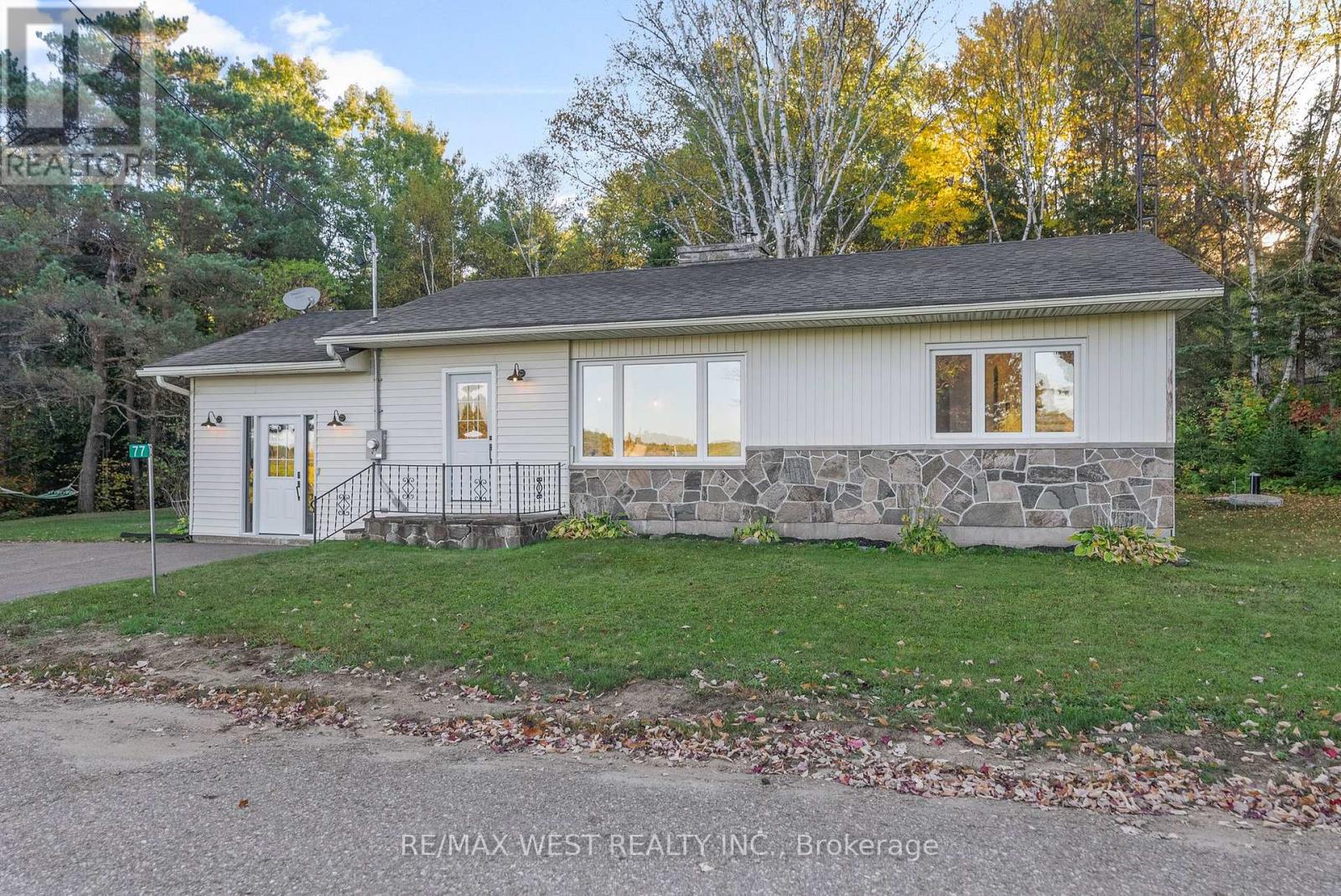 77 Post Street, South Algonquin, Ontario  K0J 2M0 - Photo 3 - X12459733