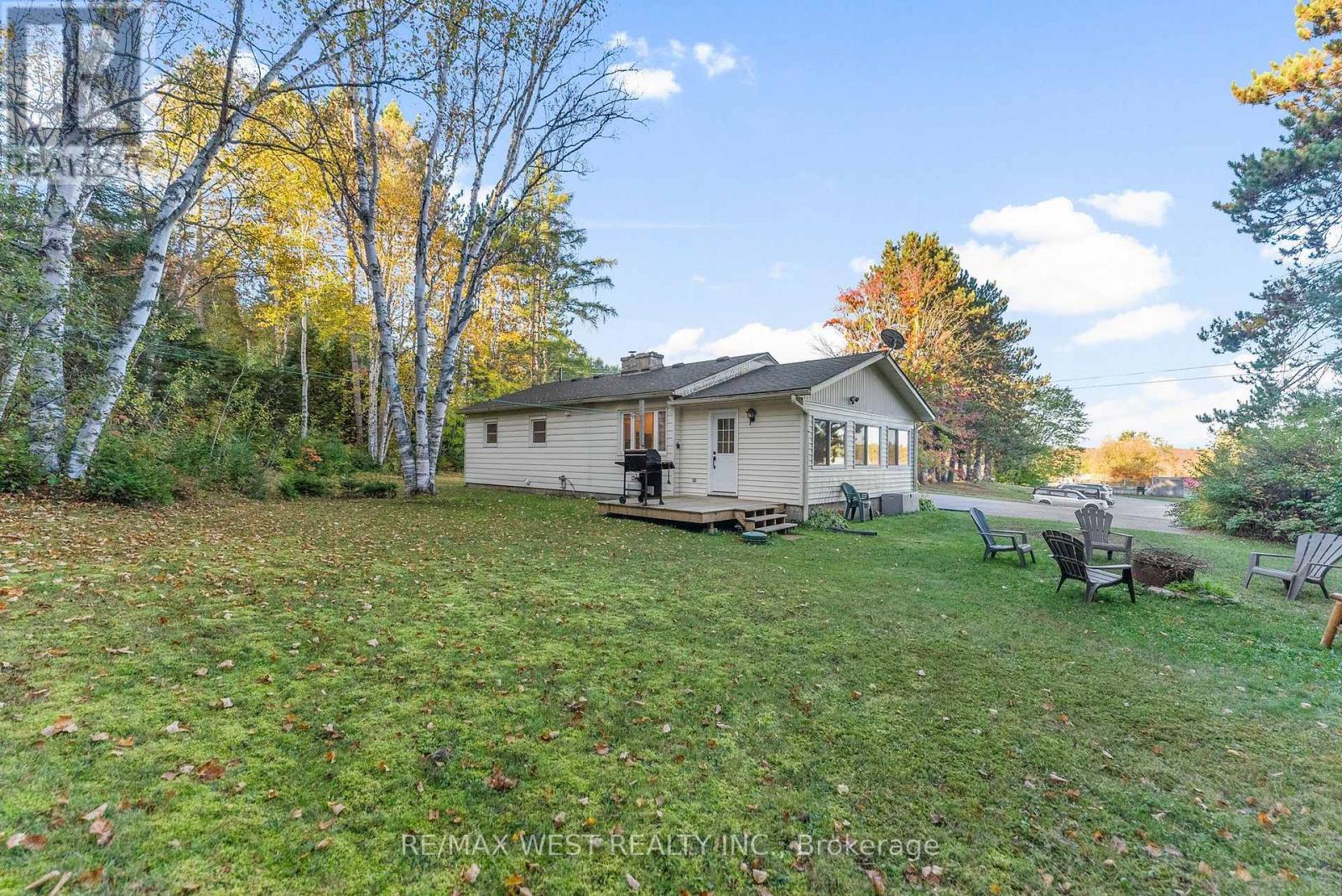 77 Post Street, South Algonquin, Ontario  K0J 2M0 - Photo 30 - X12459733