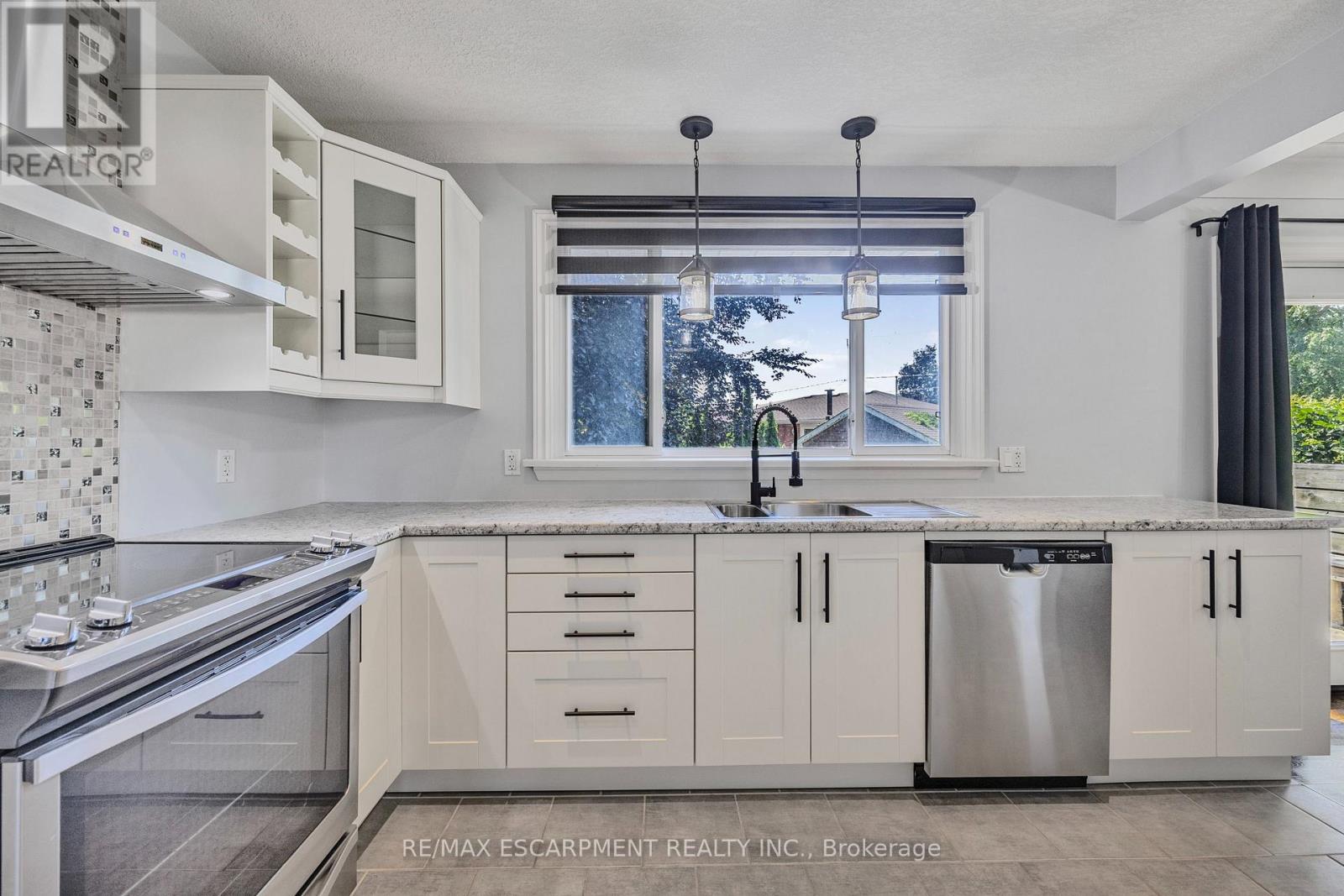 944 Concession Road, Cambridge, Ontario  N3H 4L6 - Photo 19 - X12459745
