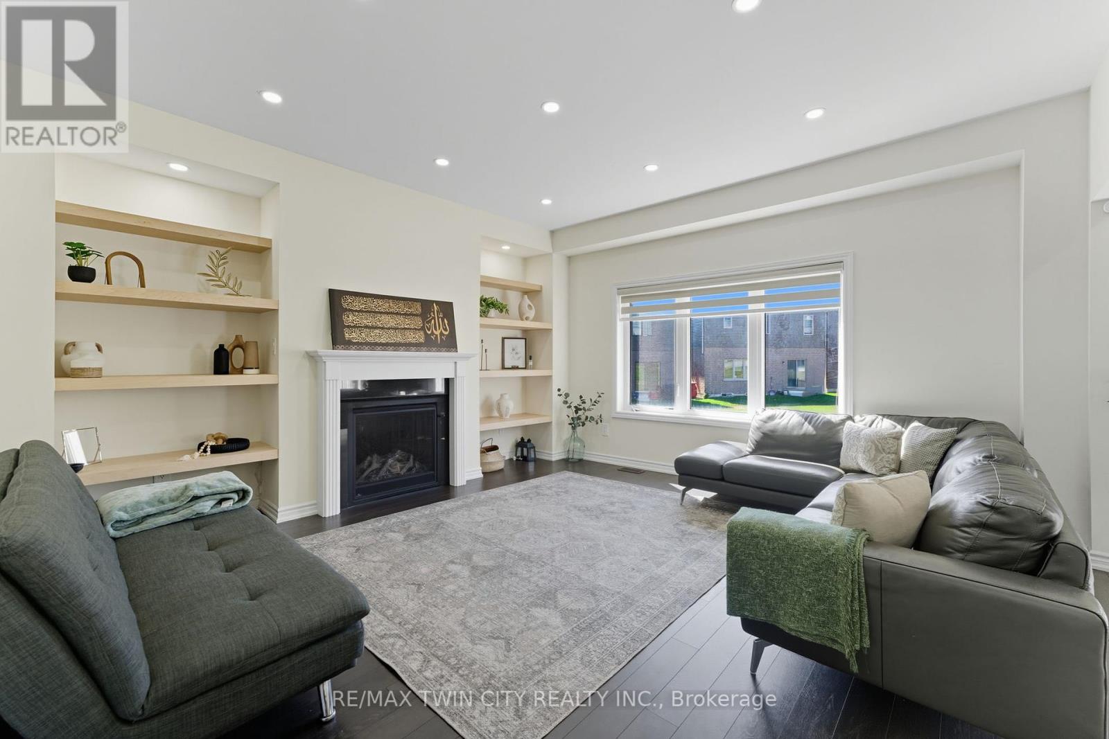 23 Whitton Drive, Brant, Ontario  N3L 0L1 - Photo 16 - X12459759