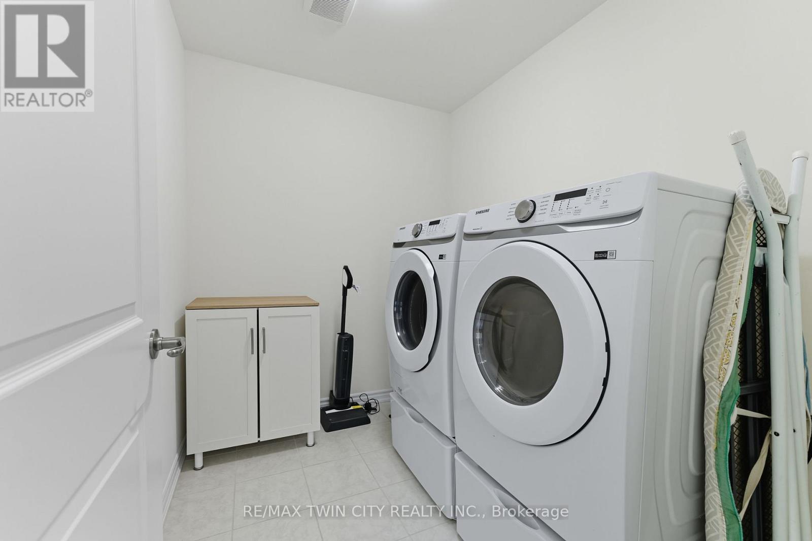 23 Whitton Drive, Brant, Ontario  N3L 0L1 - Photo 20 - X12459759
