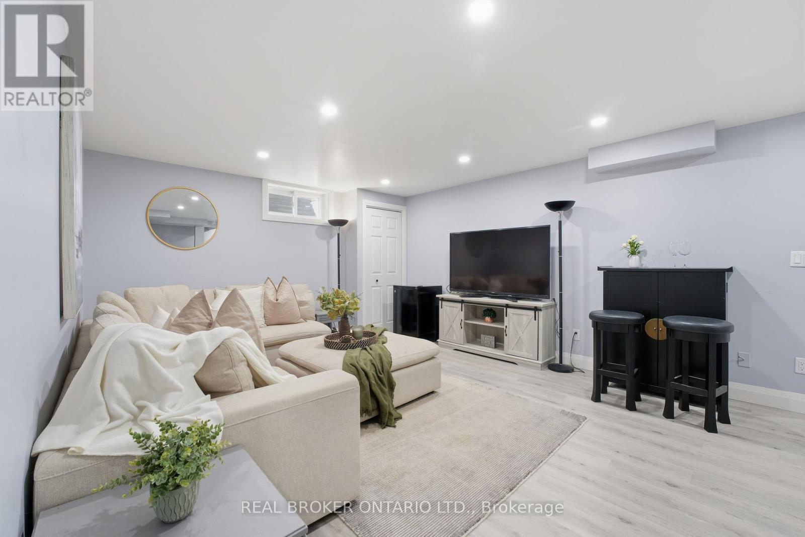 33 Winter Way, Brantford, Ontario  N3T 6G4 - Photo 23 - X12459761