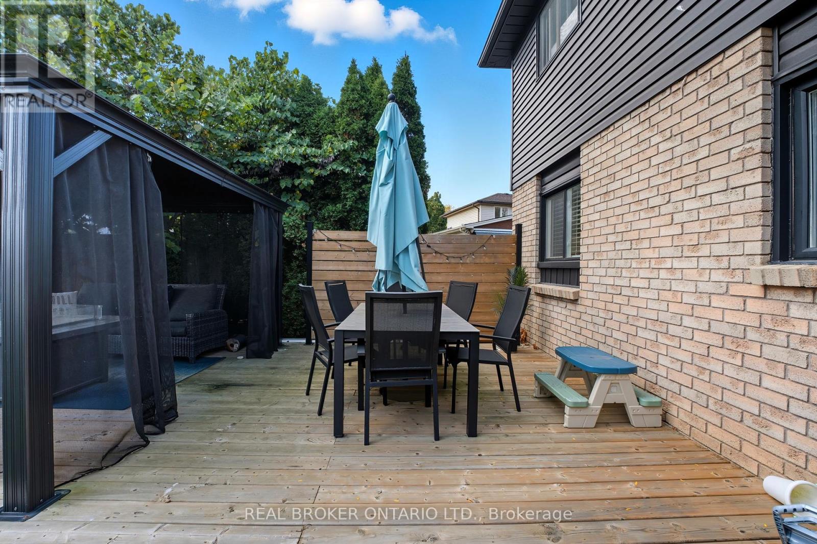 33 Winter Way, Brantford, Ontario  N3T 6G4 - Photo 27 - X12459761