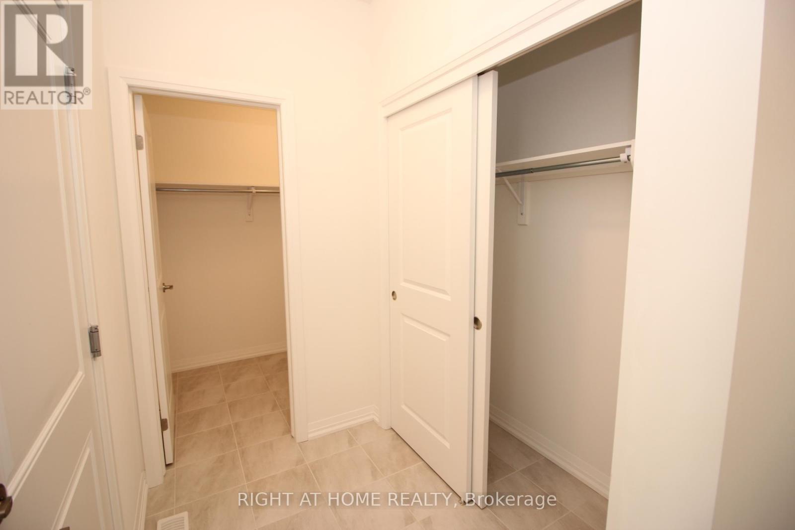 136 Alicia Crescent, Thorold, Ontario  L2V 0M2 - Photo 24 - X12459762