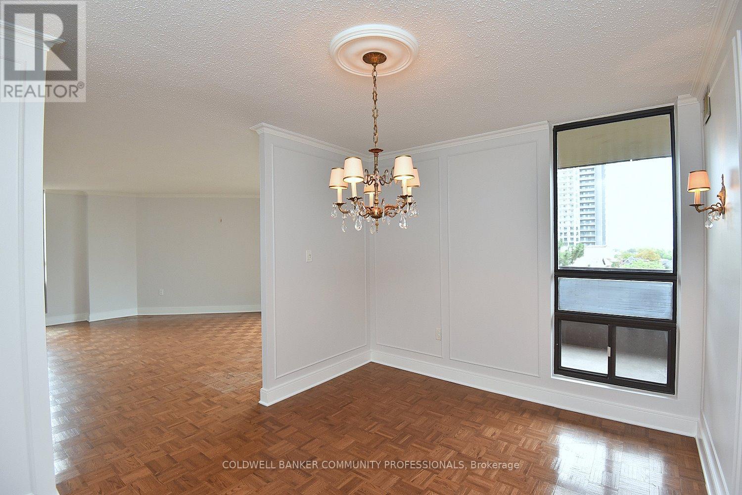 606 - 222 Jackson Street W, Hamilton, Ontario  L8P 4S5 - Photo 10 - X12459797