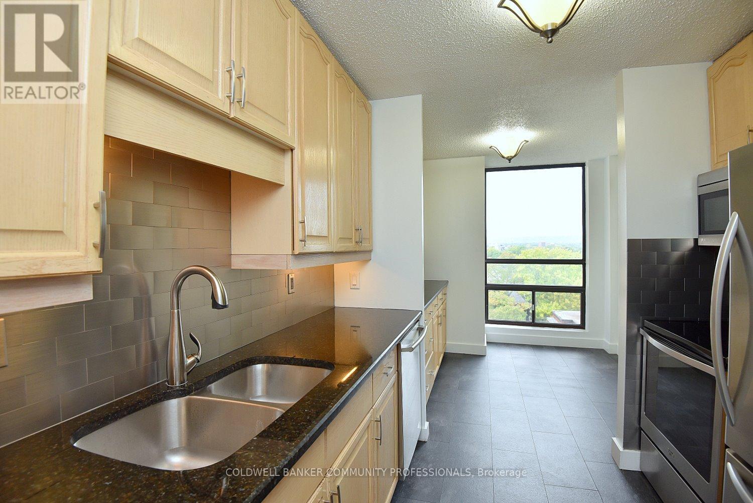 606 - 222 Jackson Street W, Hamilton, Ontario  L8P 4S5 - Photo 17 - X12459797