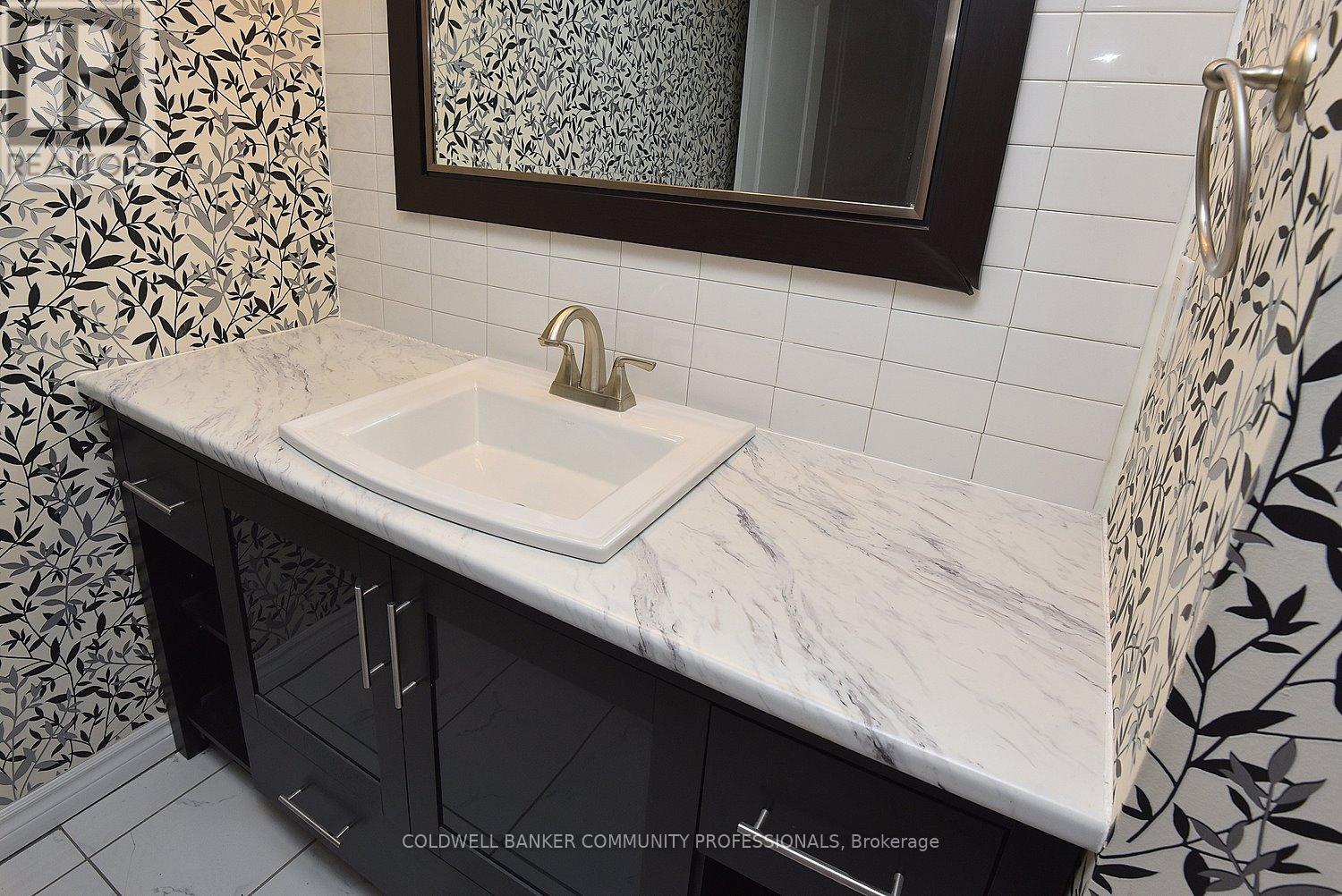 606 - 222 Jackson Street W, Hamilton, Ontario  L8P 4S5 - Photo 23 - X12459797