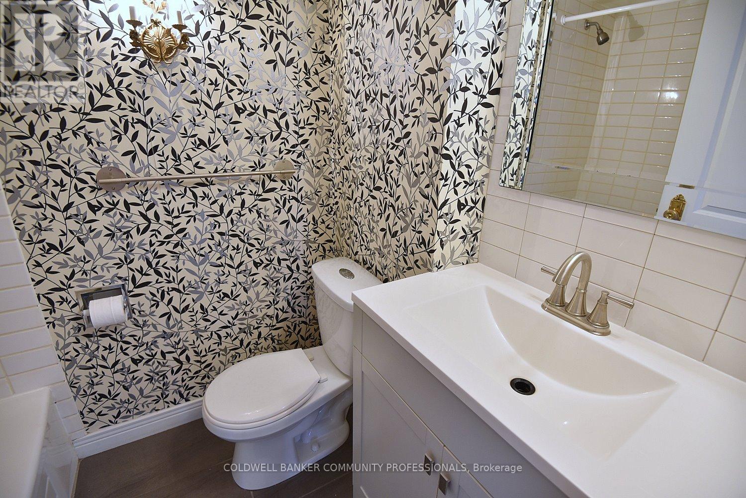 606 - 222 Jackson Street W, Hamilton, Ontario  L8P 4S5 - Photo 30 - X12459797