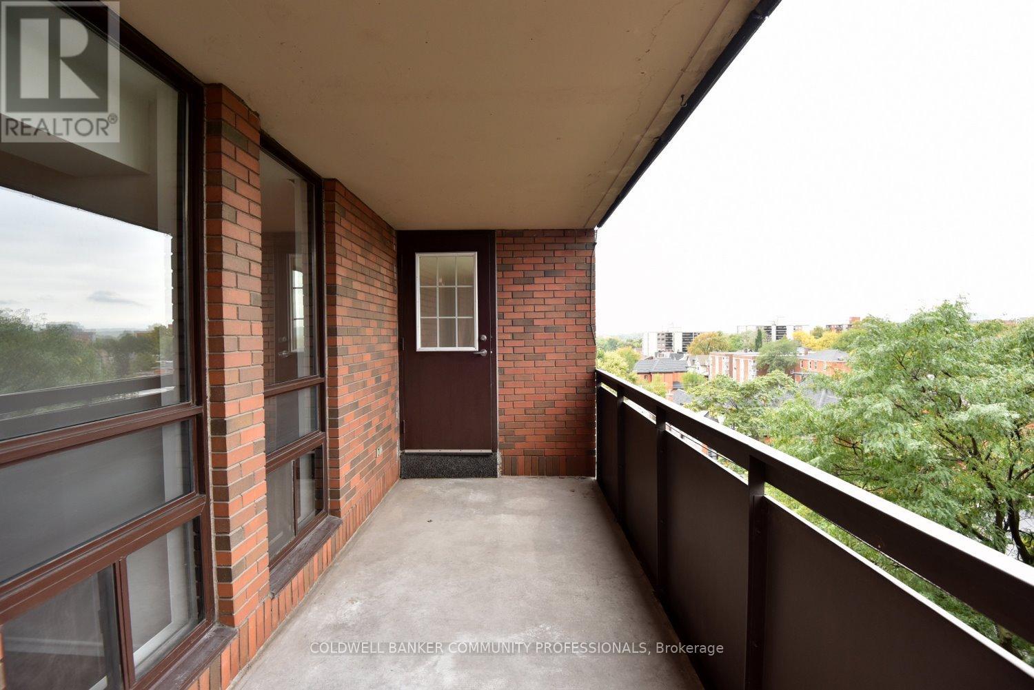 606 - 222 Jackson Street W, Hamilton, Ontario  L8P 4S5 - Photo 37 - X12459797