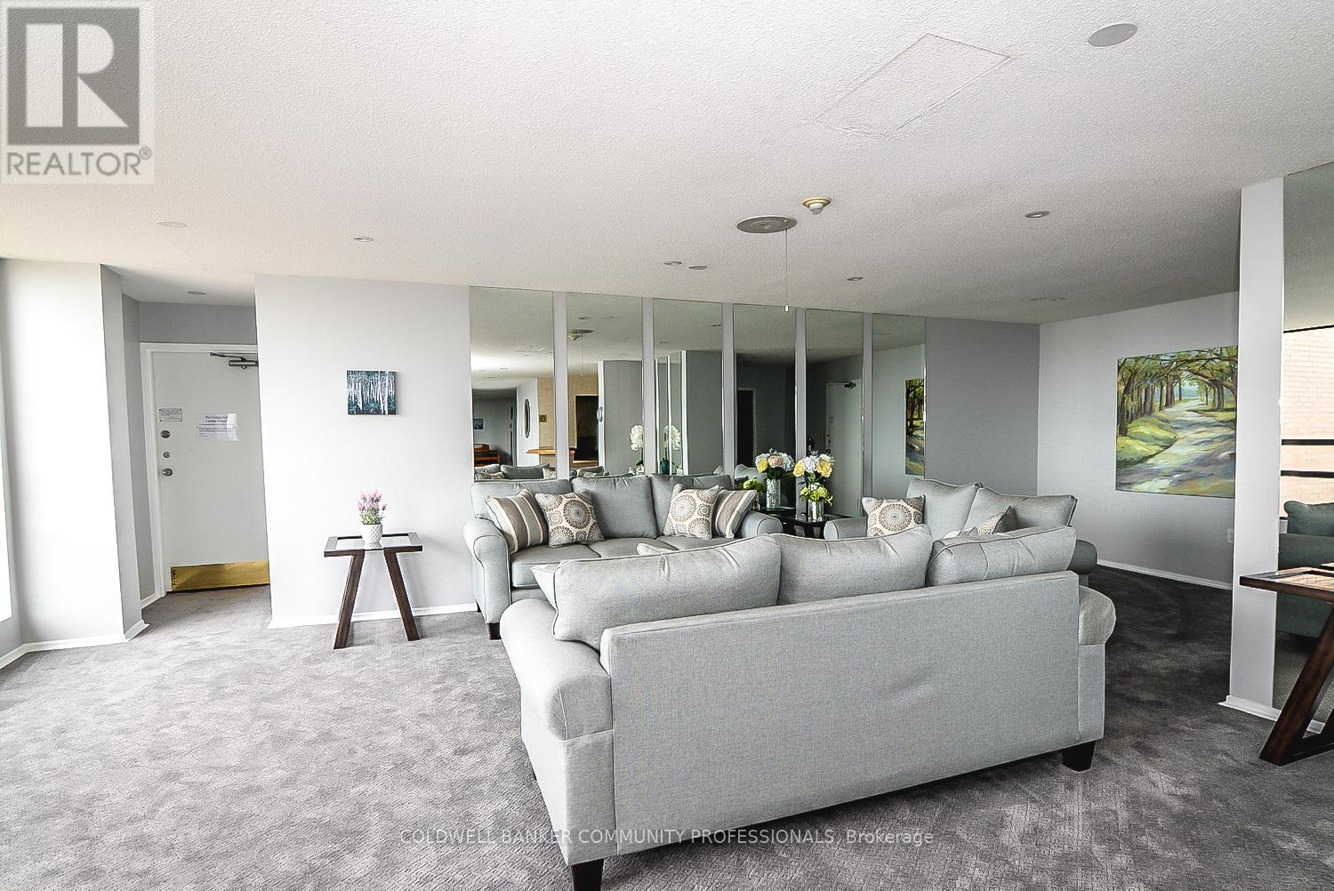 606 - 222 Jackson Street W, Hamilton, Ontario  L8P 4S5 - Photo 38 - X12459797