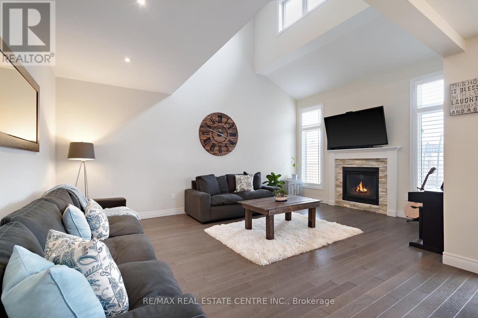 27 Hilborn Street, East Luther Grand Valley, Ontario  L9W 6V1 - Photo 15 - X12459803