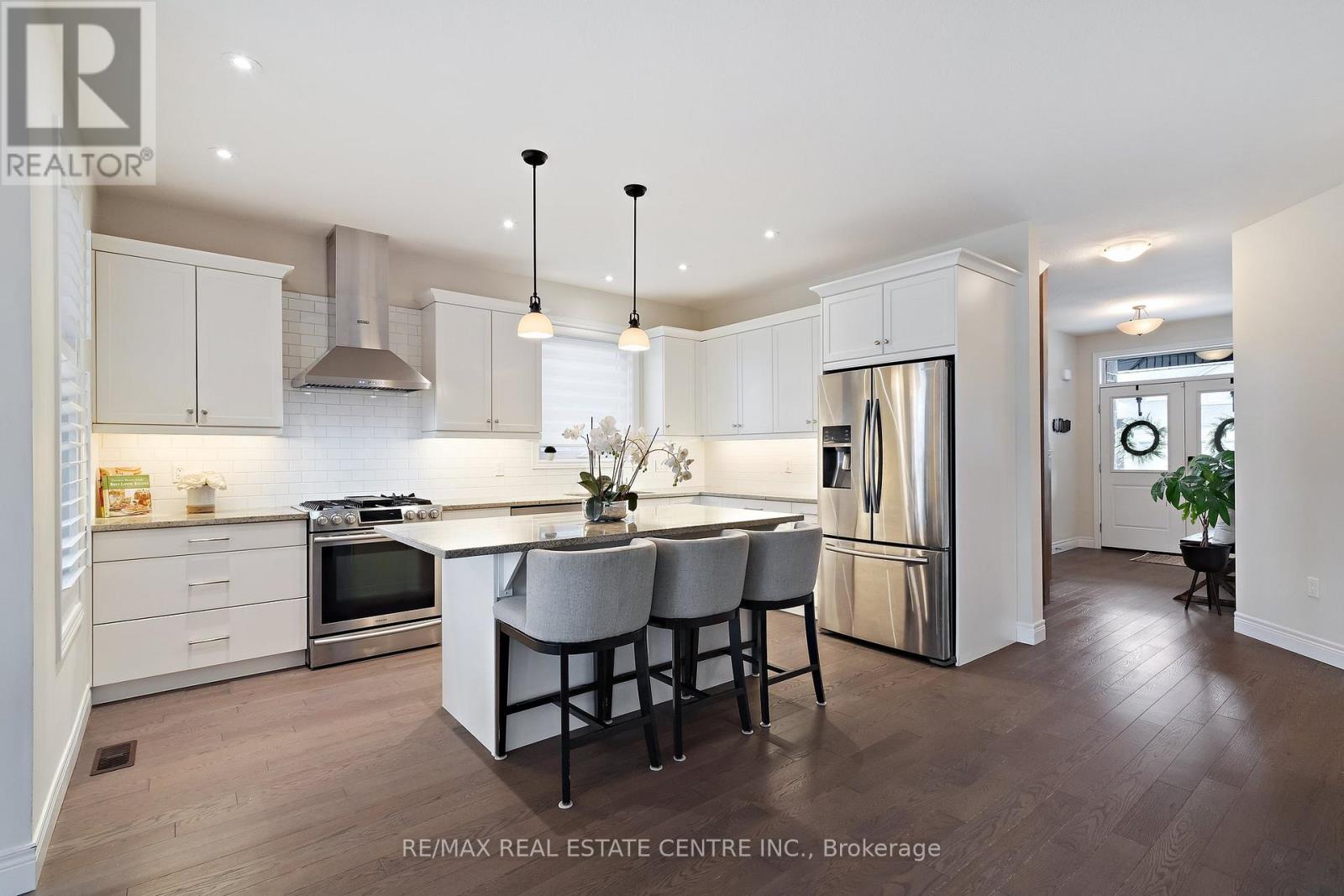 27 Hilborn Street, East Luther Grand Valley, Ontario  L9W 6V1 - Photo 8 - X12459803