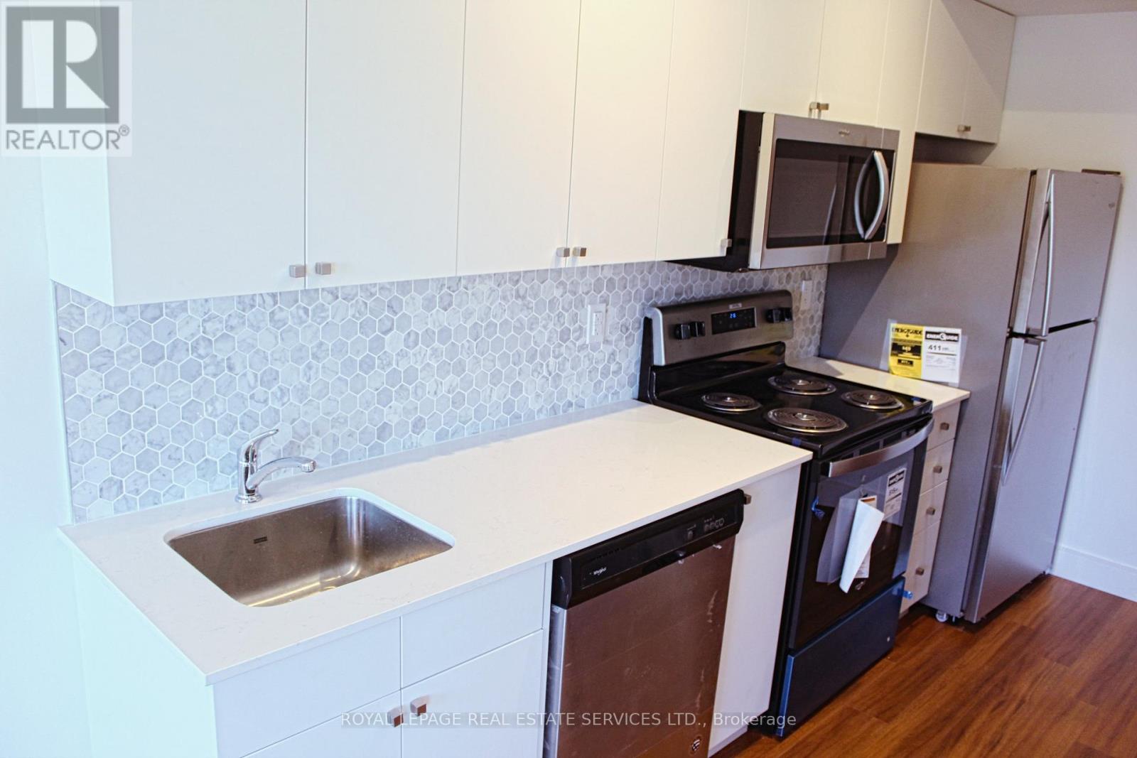 1 Wellington Street, Brantford, Ontario  N3T 2L3 - Photo 18 - X12459899