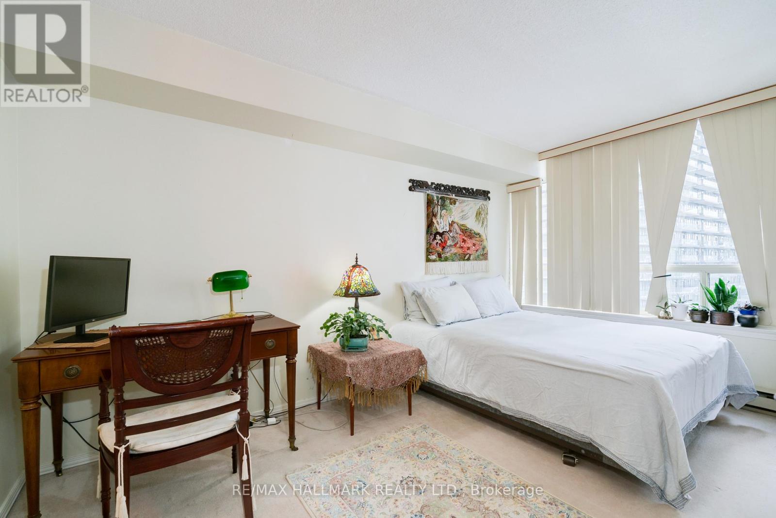 1616 - 30 Greenfield Avenue, Toronto, Ontario  M2N 6N3 - Photo 13 - C12426683