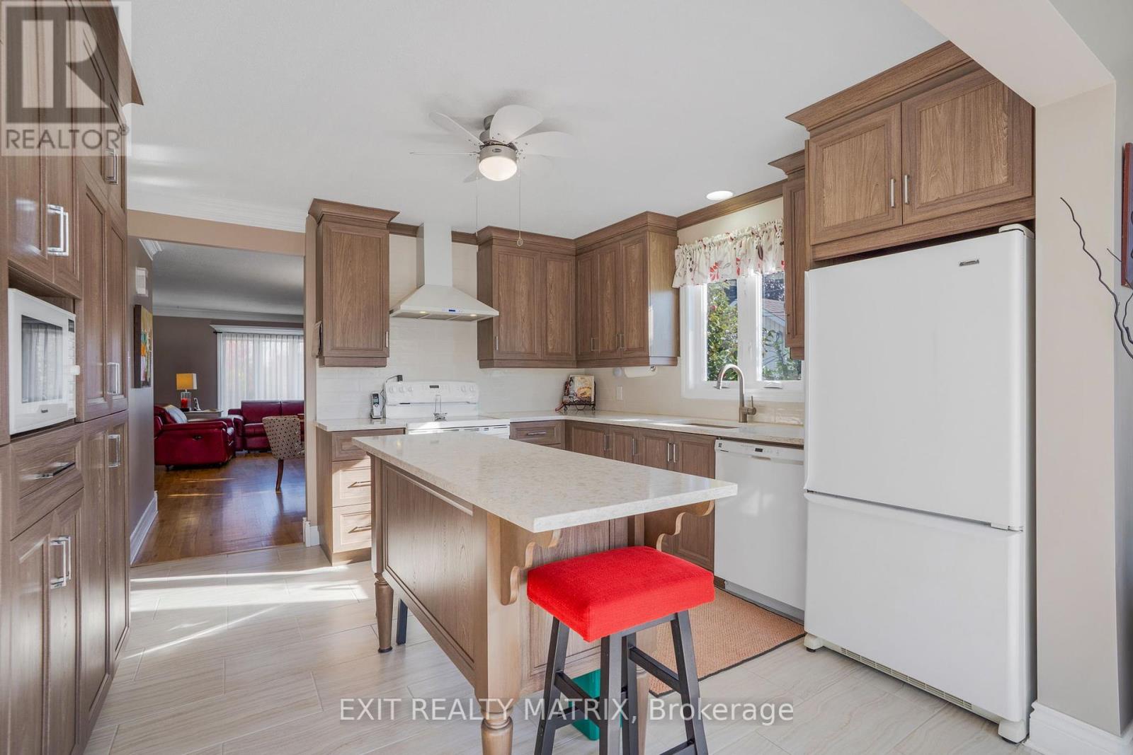 1124 Ghislain Street, Hawkesbury, Ontario  K6A 3G3 - Photo 17 - X12459985