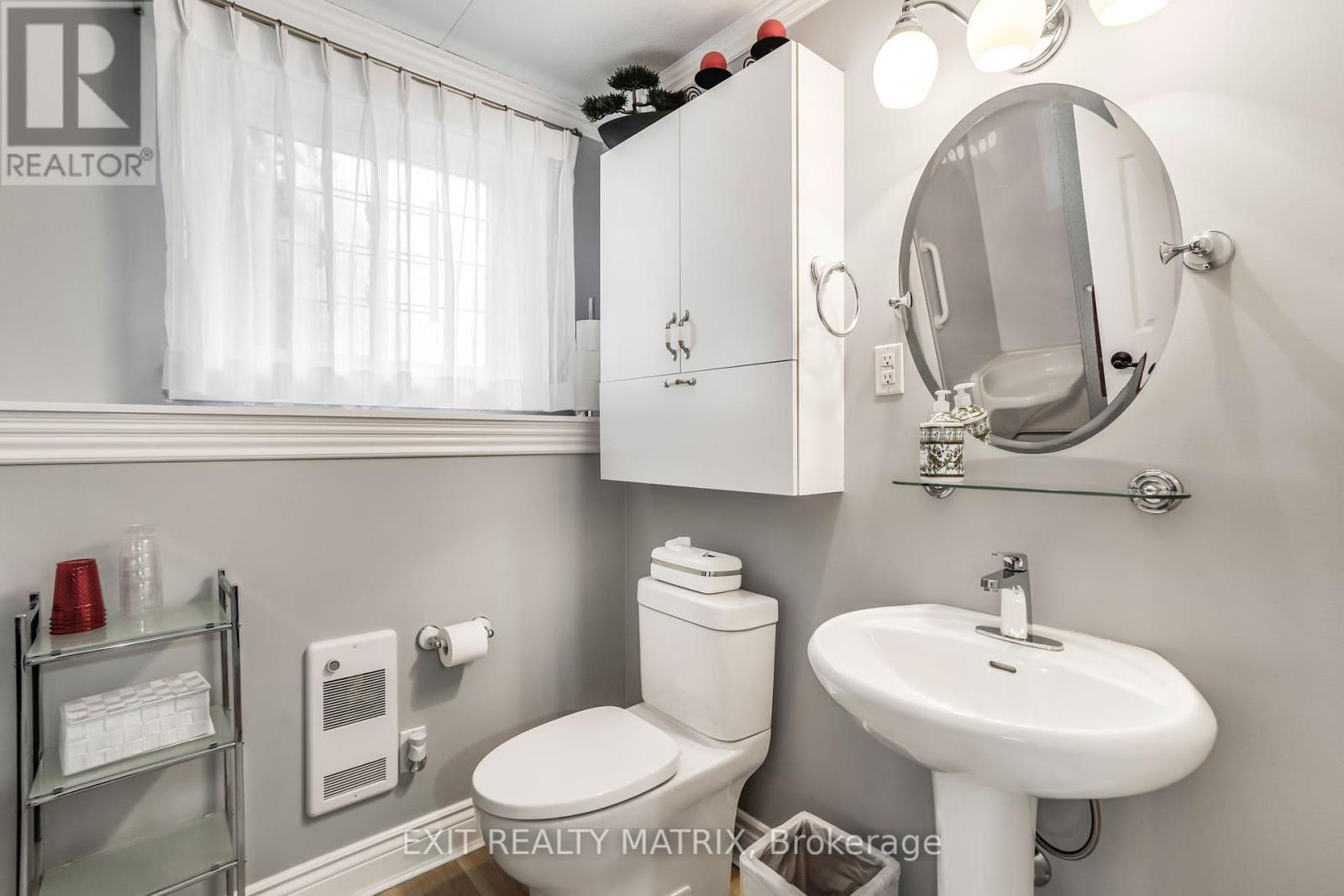 1124 Ghislain Street, Hawkesbury, Ontario  K6A 3G3 - Photo 21 - X12459985