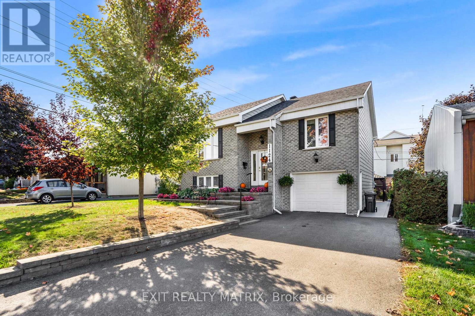 1124 Ghislain Street, Hawkesbury, Ontario  K6A 3G3 - Photo 3 - X12459985