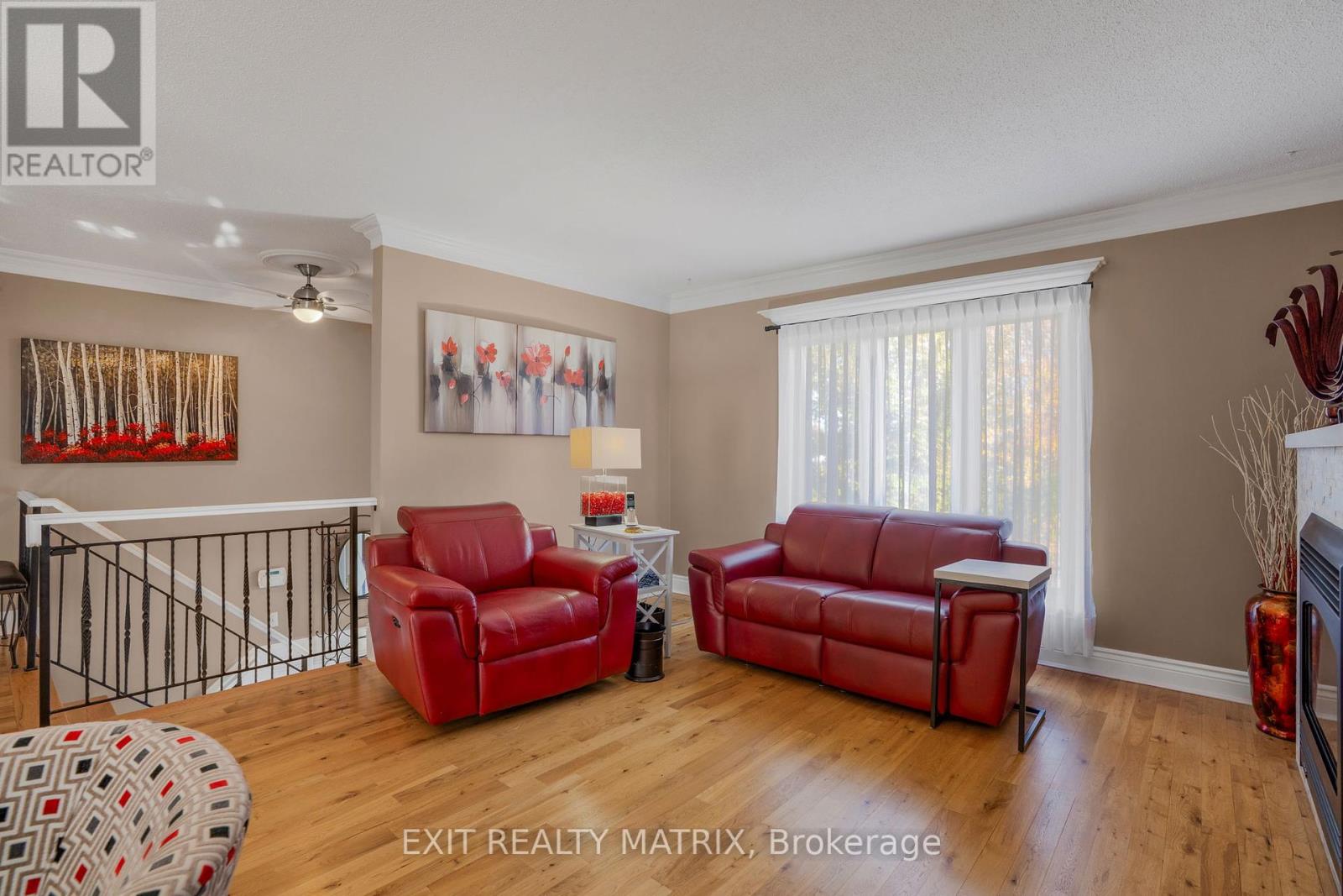 1124 Ghislain Street, Hawkesbury, Ontario  K6A 3G3 - Photo 6 - X12459985