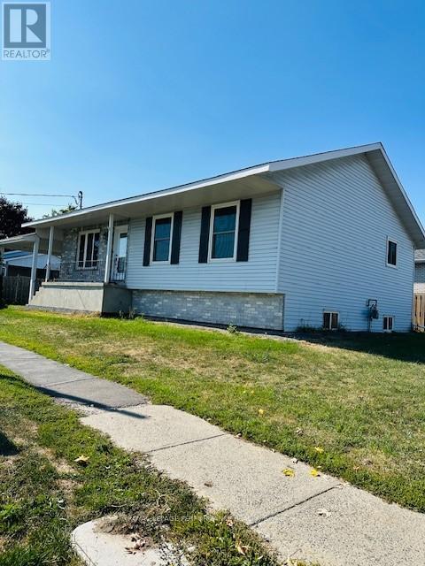 395 Thirteenth Street W, Cornwall, Ontario  K6J 5L1 - Photo 2 - X12460017