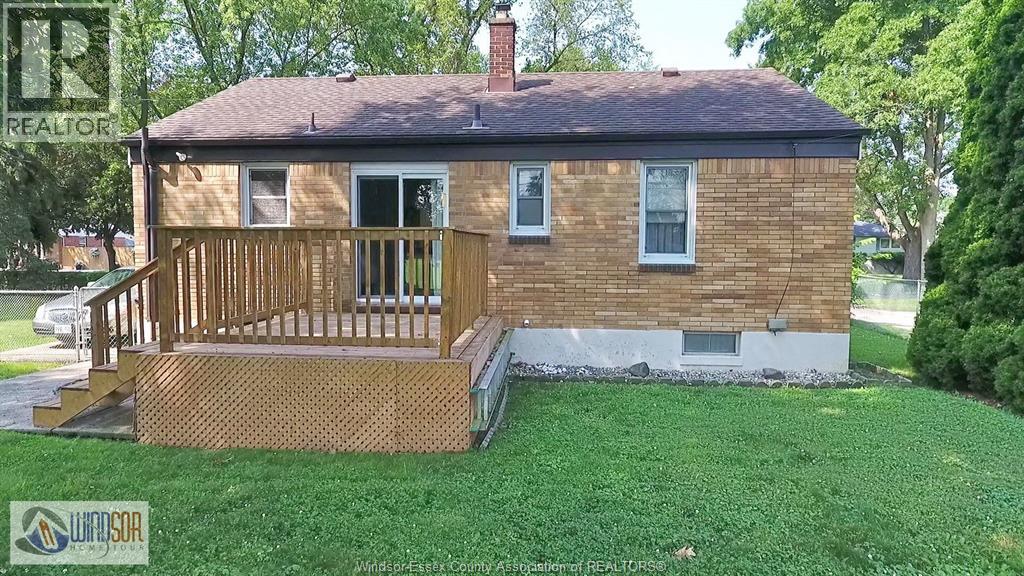 2678 Randolph Avenue, Windsor, Ontario  N9E 3C9 - Photo 3 - 25025974