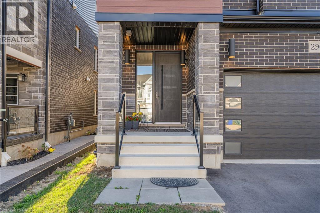 296 Raspberry Place, Waterloo, Ontario  N2V 0H3 - Photo 2 - 40778578
