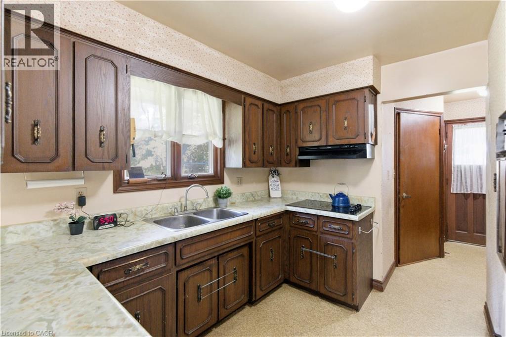 1043 Safari Road, Hamilton, Ontario  L0R 1V0 - Photo 18 - 40778529
