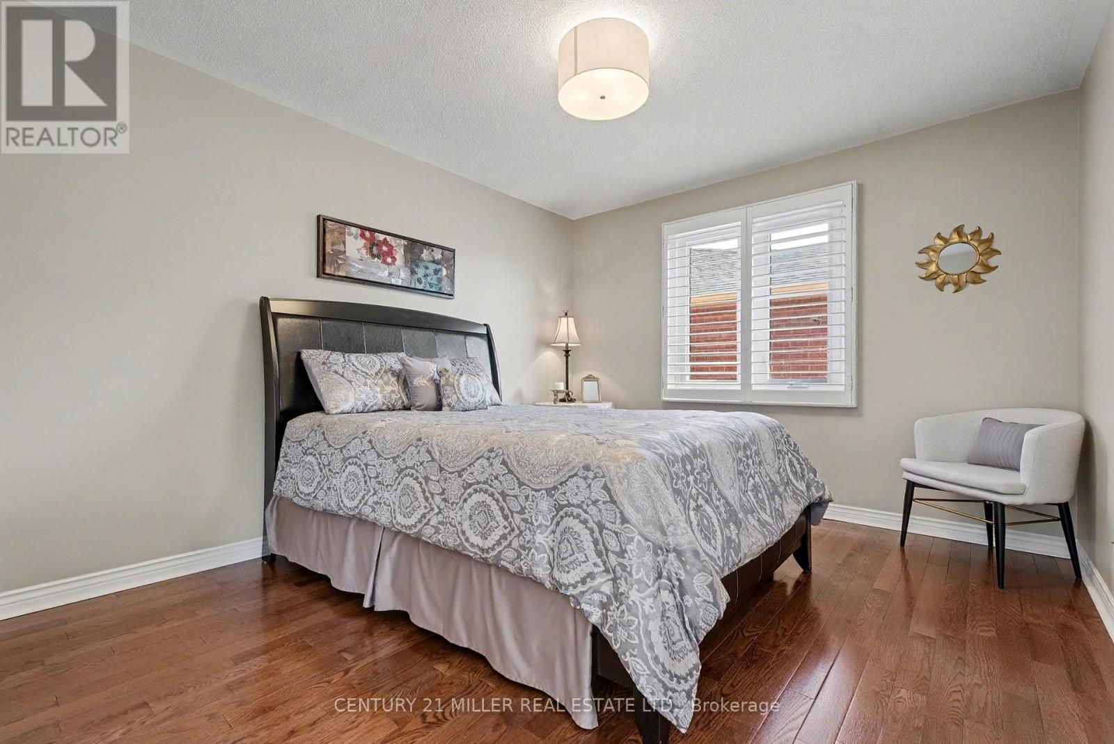 1213 Bowman Drive, Oakville, Ontario  L6M 2T4 - Photo 30 - W12384912