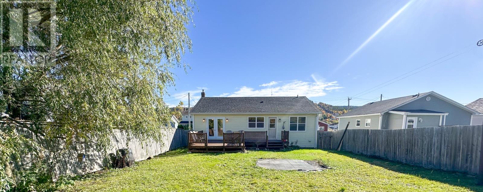 5 Edinburgh Street, Corner Brook, Newfoundland & Labrador  A2H 4N6 - Photo 2 - 1291493