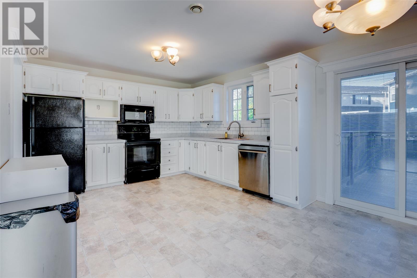 123 Chamberlains Road, Conception Bay South, Newfoundland & Labrador  A1W 5G3 - Photo 2 - 1291445