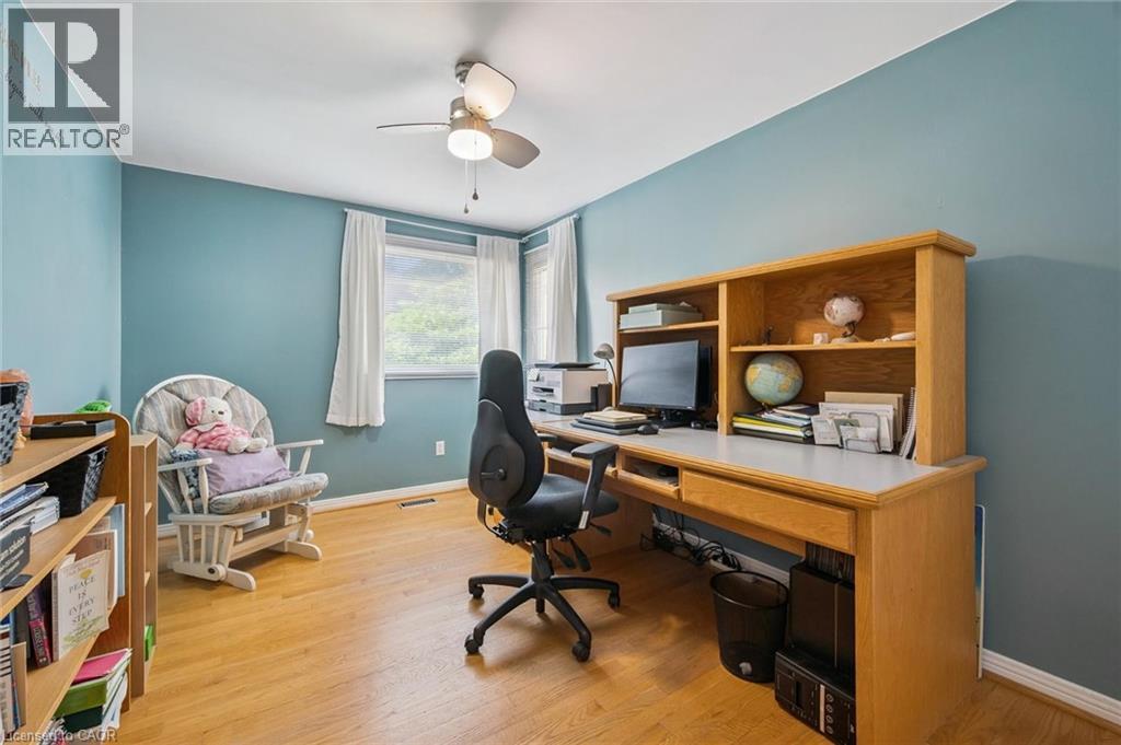 1 Thornhill Drive, Guelph, Ontario  N1H 7Z6 - Photo 29 - 40778705