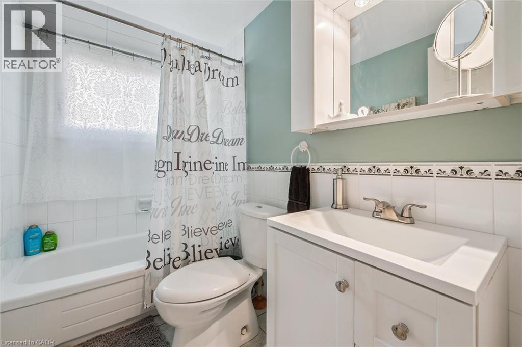 1 Thornhill Drive, Guelph, Ontario  N1H 7Z6 - Photo 30 - 40778705