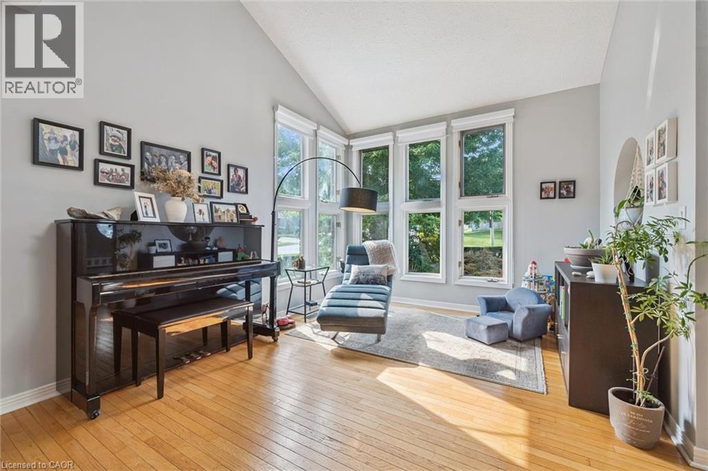 1 Thornhill Drive, Guelph, Ontario  N1H 7Z6 - Photo 7 - 40778705