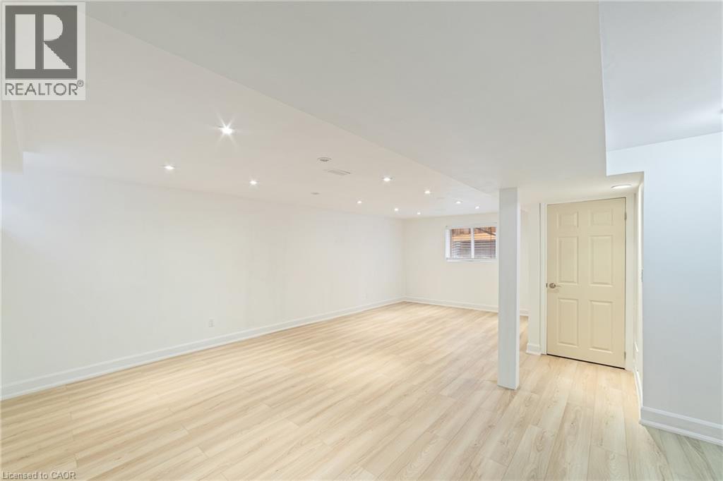 1363 Harmsworth Square, Oakville, Ontario  L6H 3E7 - Photo 33 - 40730464