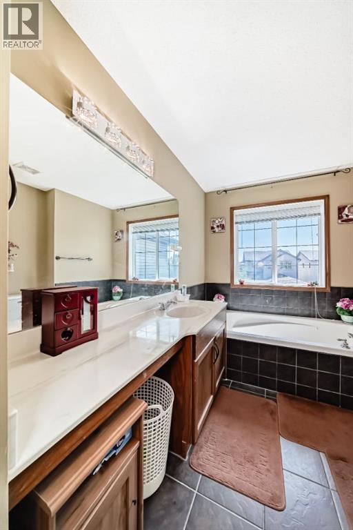 10 Cranwell Square Se, Calgary, Alberta  T3M 0B8 - Photo 18 - A2245293