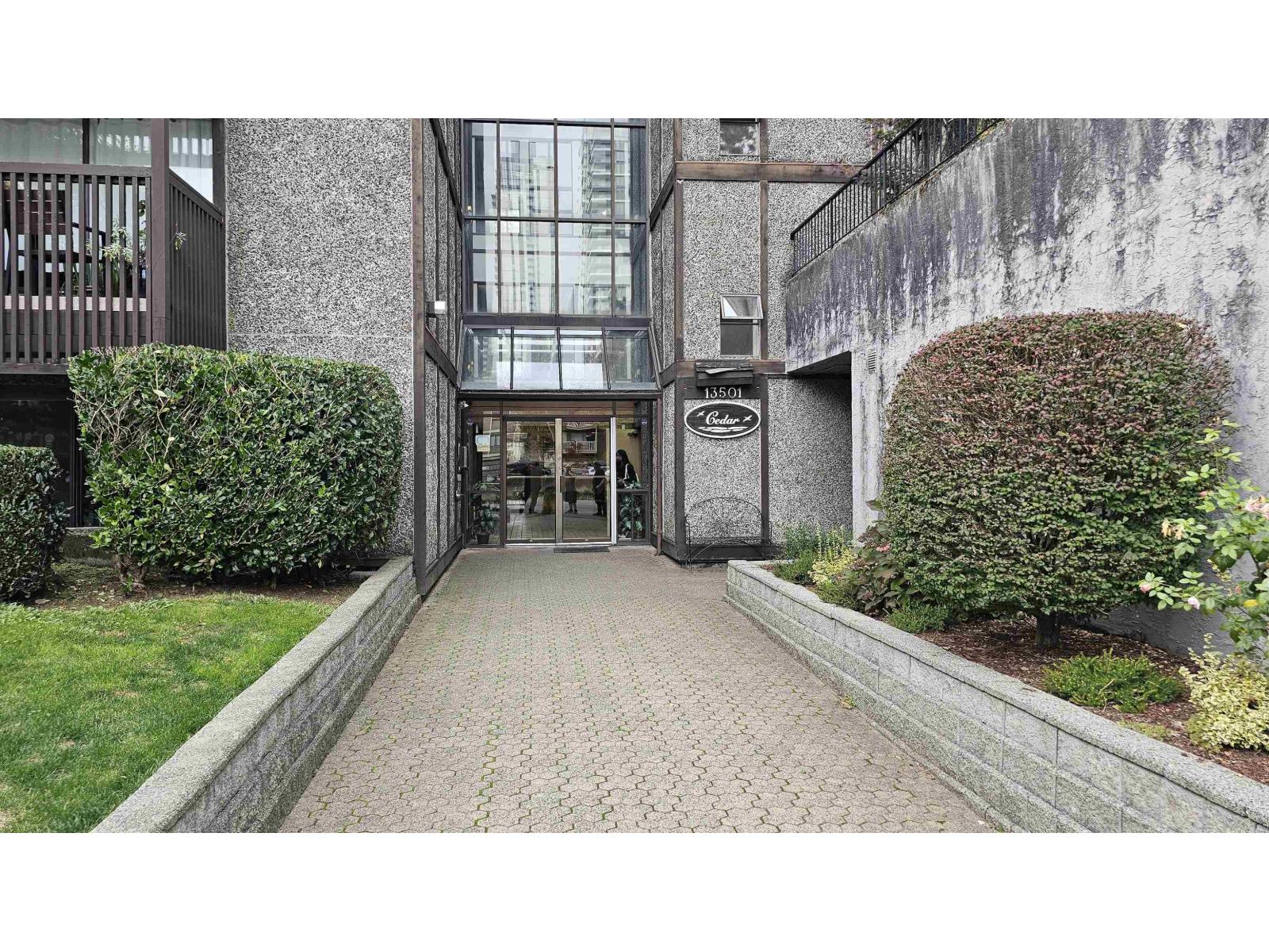 117 13501 96 Avenue, Surrey, British Columbia  V3V 7L9 - Photo 2 - R3057423