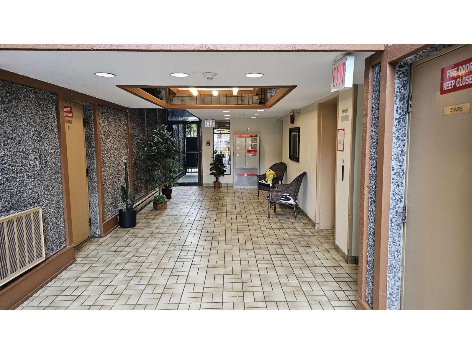117 13501 96 Avenue, Surrey, British Columbia  V3V 7L9 - Photo 3 - R3057423