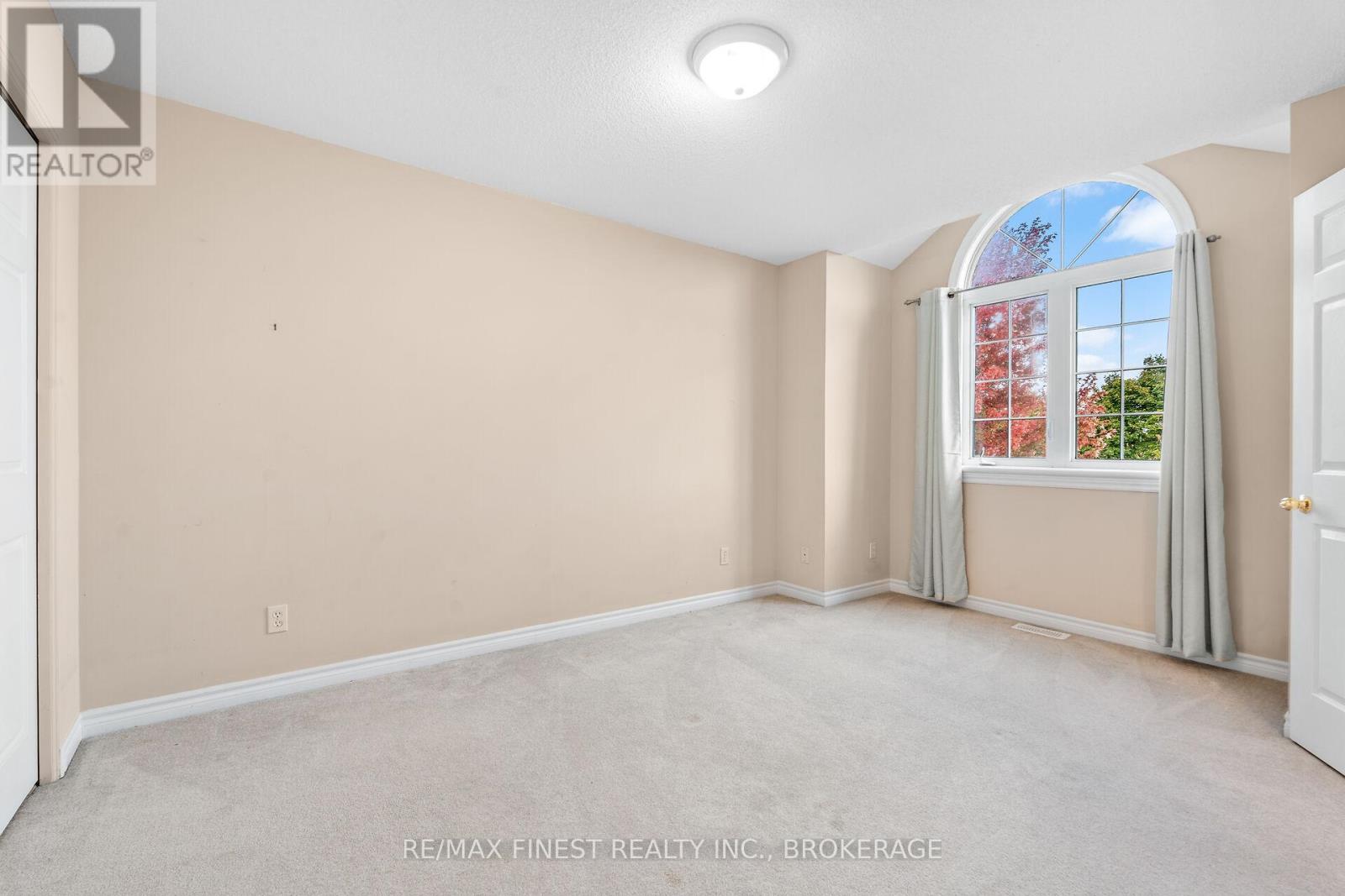 698 Maclean Court, Kingston, Ontario  K7K 7L8 - Photo 15 - X12460031