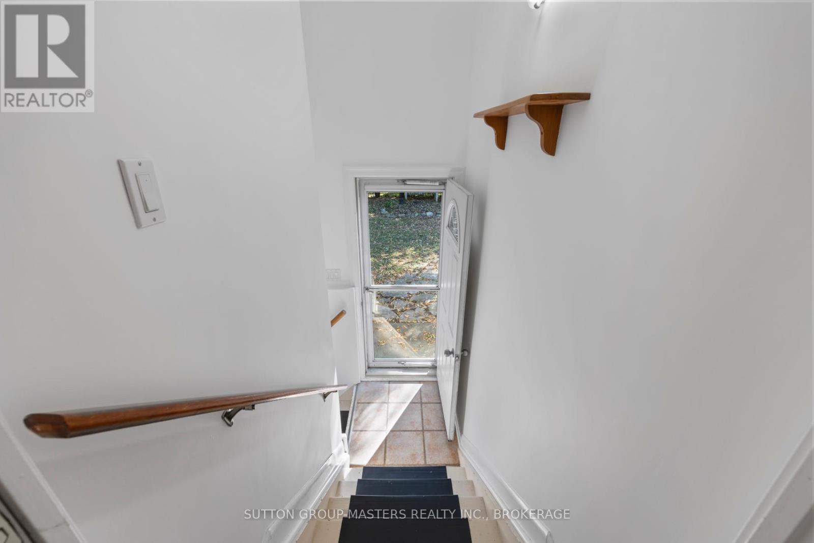 38 Watts Crescent, Kingston, Ontario  K7M 2P3 - Photo 30 - X12460099